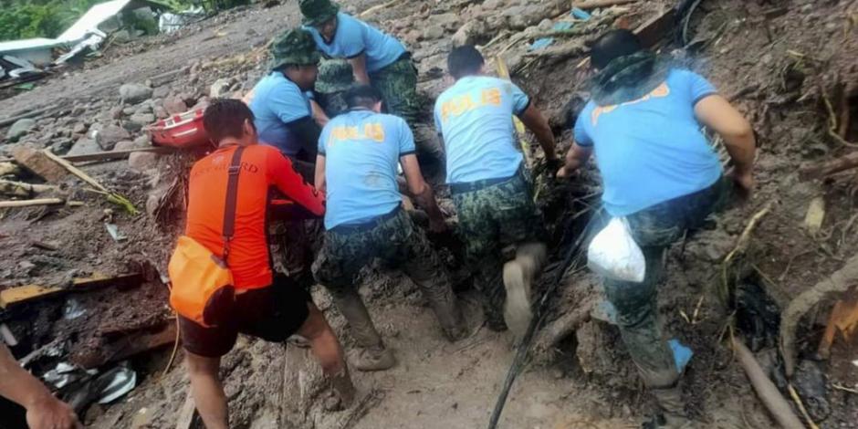 Inundaciones en Filipinas provocaron al menos 50 muertes y alrededor de 60 personas desaparecieron.