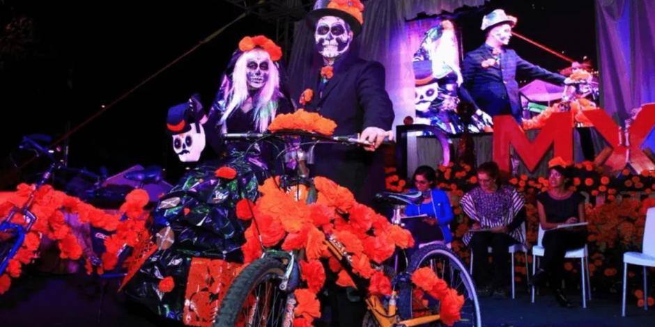 Este 2022 regresará el Paseo Nocturno en bicicleta por el Día de Muertos.