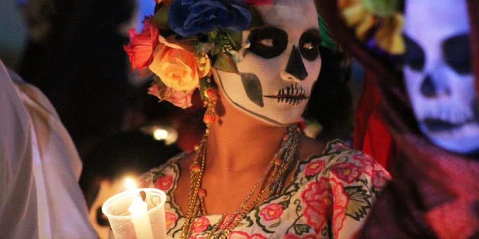 En Yucatán se lleva a cabo paseo de las ánimas sin ningún contratiempo; asistentes rebasaron el límite esperado por las autoridades.
