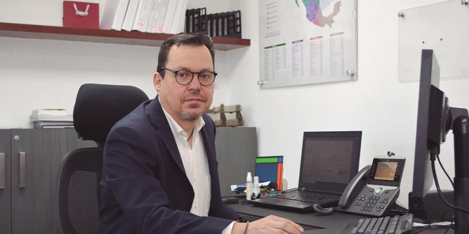 Salvador Gazca, director del Fonacot en entrevista.