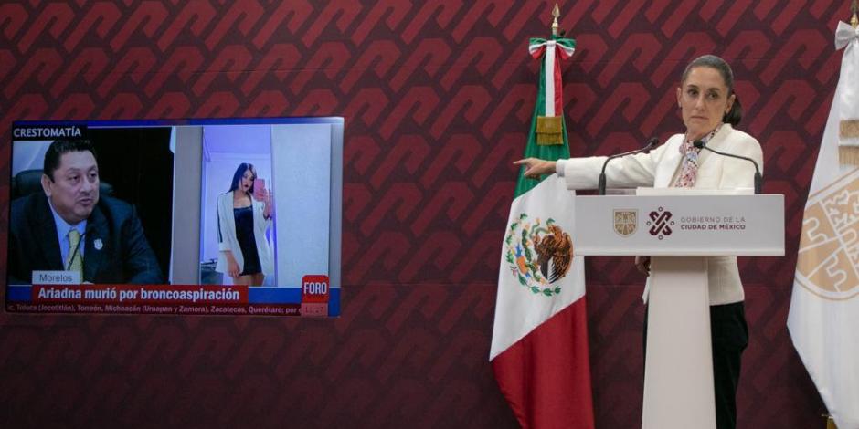 La Jefa de Gobierno de la Ciudad de México, Claudia Sheinbaum, muestra una diapositiva sobre el caso de Ariadna Fernanda López