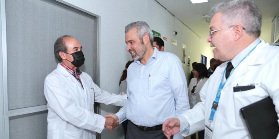 Inicia Bedolla supervisión de hospitales regionales para fortalecer sistema de salud.