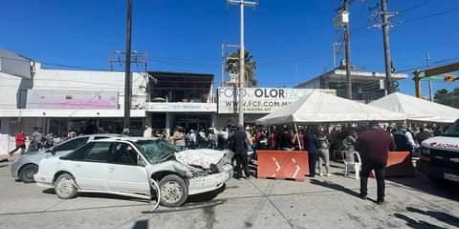 Automovilista atropella a abuelitos que se encontraban formados para recibir su pensión Bienestar en Río Bravo, Tamaulipas; hay 22 heridos