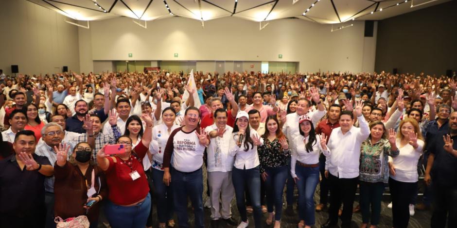 Miles de personas en Yucatán respaldan a Claudia Sheinbaum para que encabece el proyecto de la Cuarta Transformación.