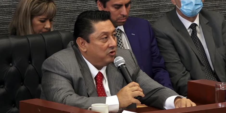 Uriel Carmona Gándara, fiscal de Morelos, durante su comparecencia de este miércoles en el Congreso del Estado.