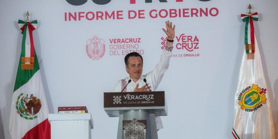 El gobernador de Veracruz, Cuitláhuac García, afirma que los resultados de su administración son como cachetada de guante blanco para quienes no quieren reconocer el cambio y la nueva realidad en el estado