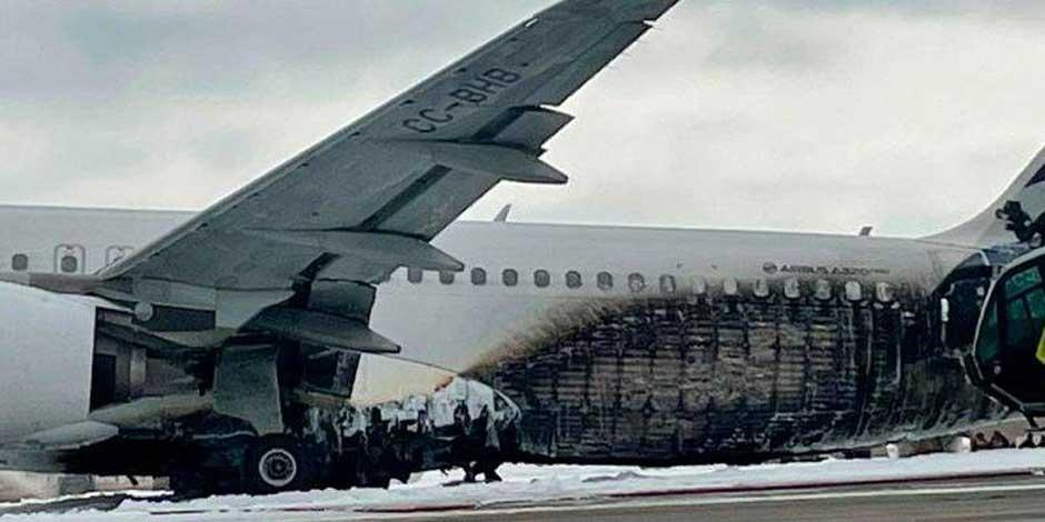 Avión de LATAM colisionó con vehículo en aeropuerto de Perú con saldo de dos muertos