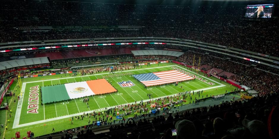 Lleno en el Estadio Azteca en partido oficial de la NFL.