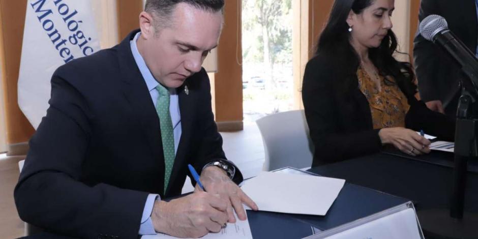 Cuajimalpa firma convenio de colaboración con el Tecnológico de Monterrey campus Santa Fe.