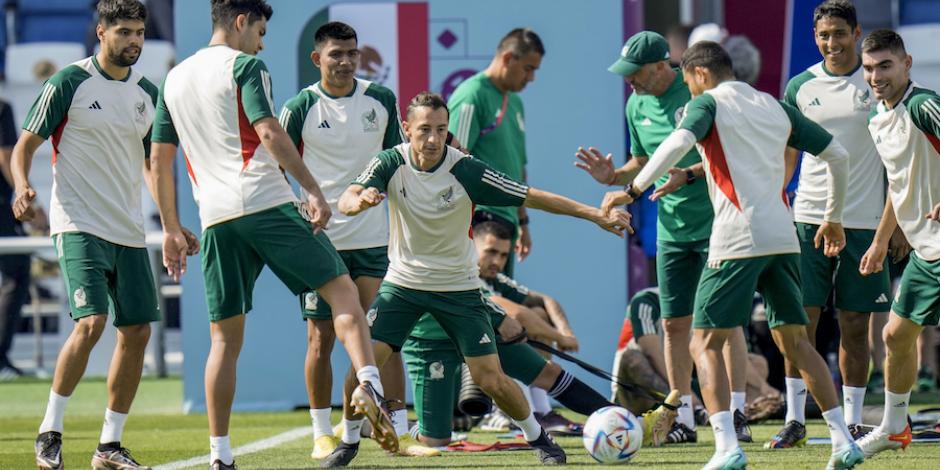 El plantel del Tricolor entrena, ayer, previo a su choque ante Arabia Saudita.