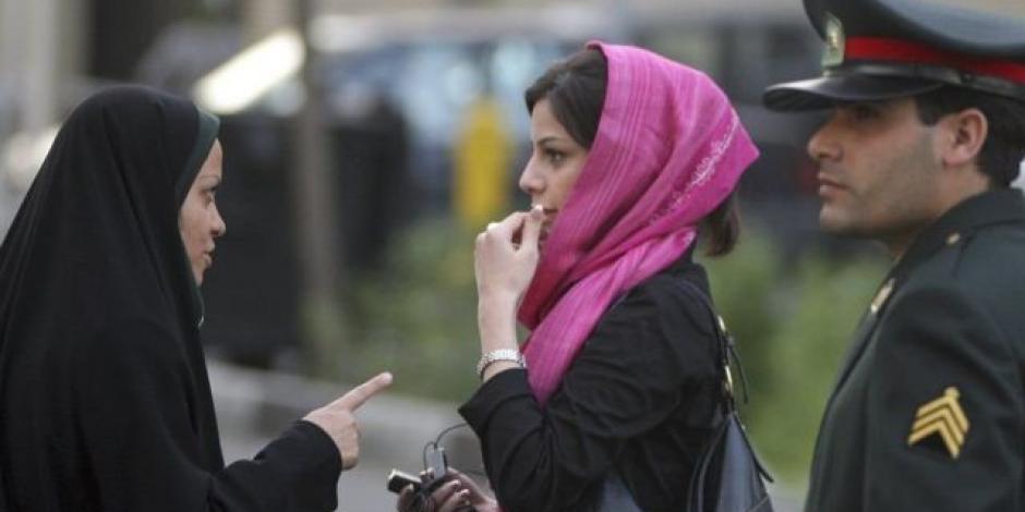 Policía de la moral vuelve a la calle en una nueva campaña para imponer vestimenta islámica.