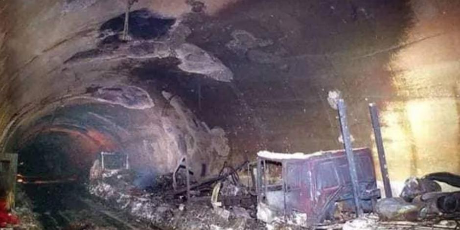 Explosión de camión cargado con combustible en túnel de Afganistán deja 19 muertos.