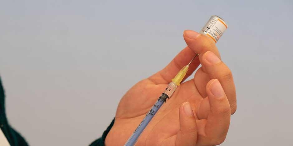 Recomienda experto no aplicarse vacuna Abdalá