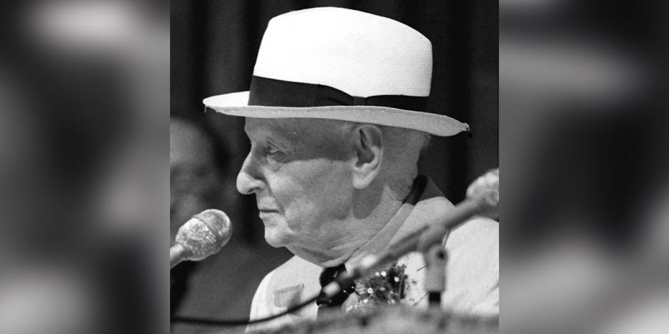 Isaac Bashevis Singer (1904-1991).