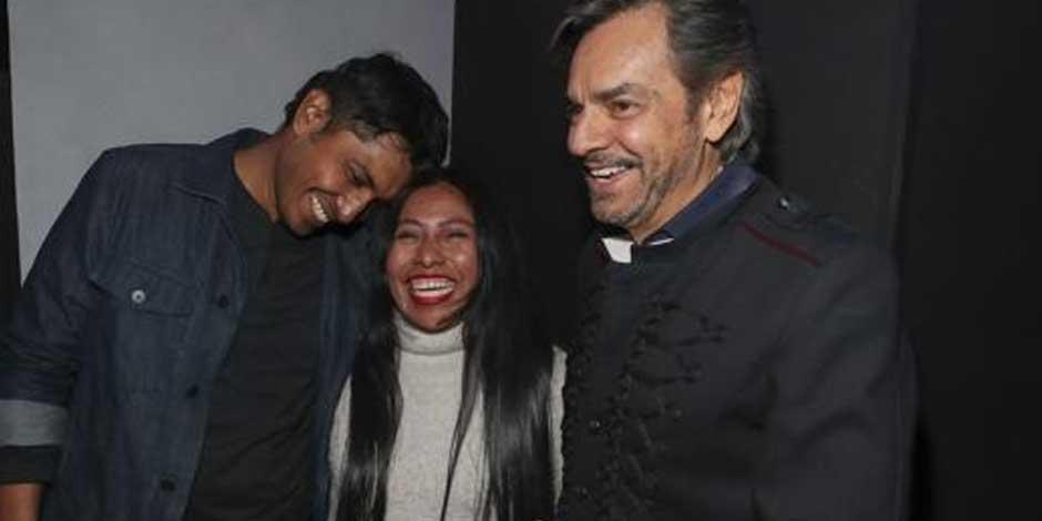 De izquierda a derecha, Tenoch Huerta, Yalitza Aparicio y Eugenio Derbez, actores mexicanos