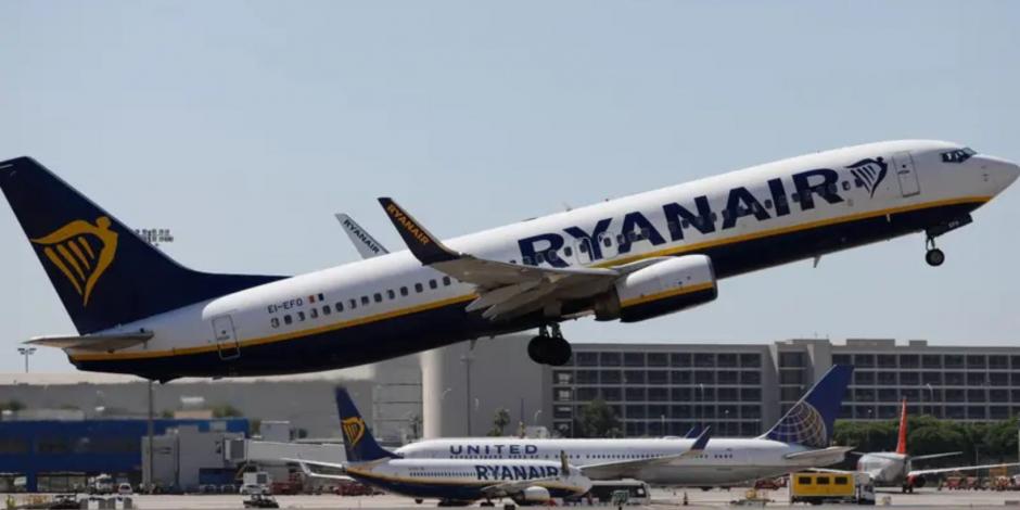 En Atenas, evacuan a 192 personas de un avión de la aerolínea RyanAir tras amenaza de bomba