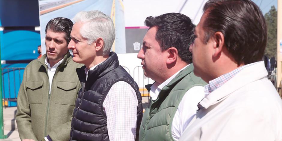 El Gobernador  del Estado de México, Alfredo Del Mazo,  puso en marcha proyectos rehabilitados, ayer.