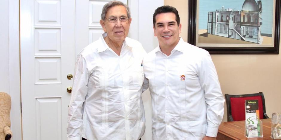 Cuauhtémoc Cárdenas (izq.) y Alejandro Moreno, dirigente nacional del PRI (der.).