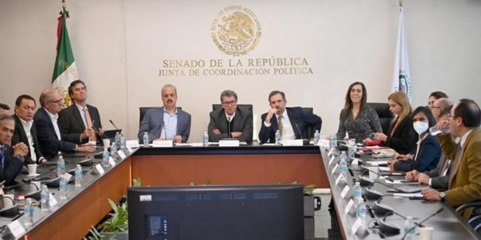 Senadores se reunieron este jueves con consejeros del INE para dialogar sobre el "Plan B" de la Reforma Electoral.
