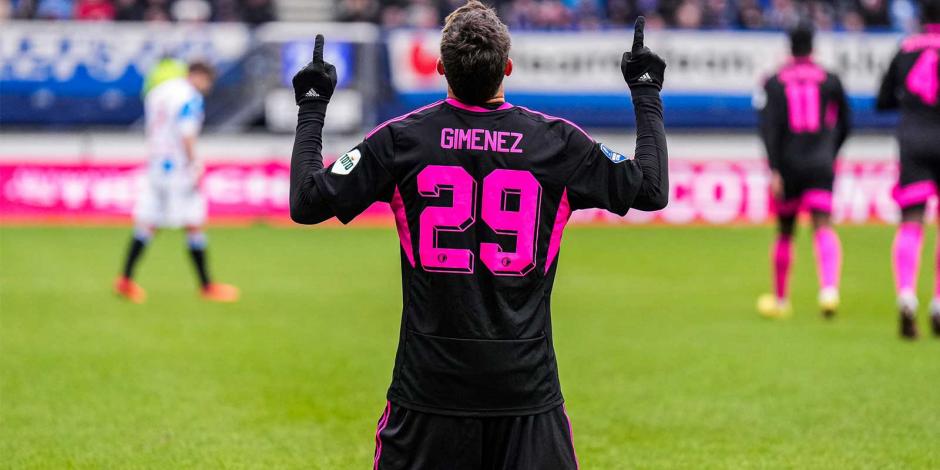 Santiago Giménez sigue encendido en la Eredivisie.