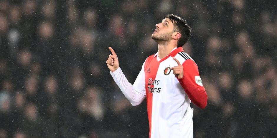 Santiago Giménez vive una gran campaña con el Feyenoord