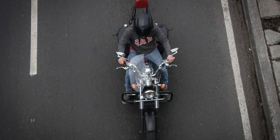 Motociclistas que circulen sin placa pueden ser acreedores a una sanción.