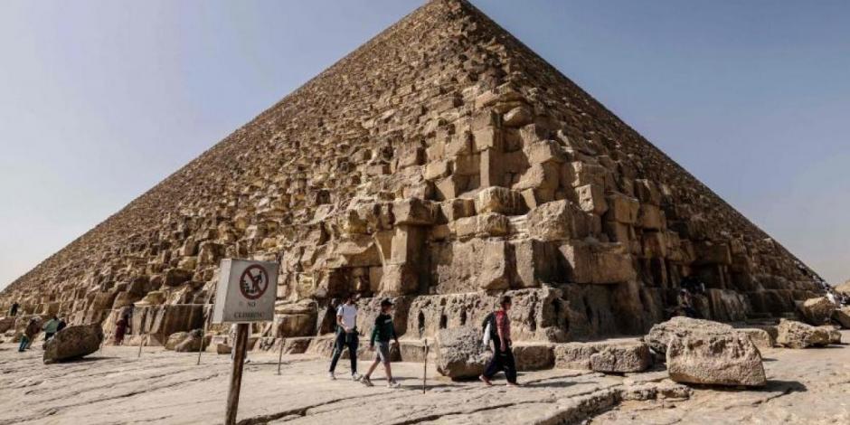El túnel posiblemente guarde algo de vital importancia para la historia de la Pirámide de Keops.
