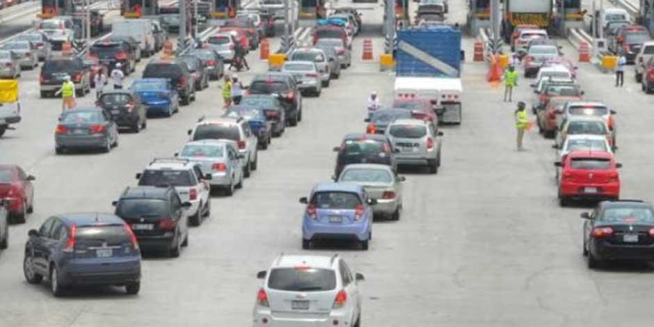 Reportan cierre parcial y carga vehicular en la México-Cuernavaca por accidente vial