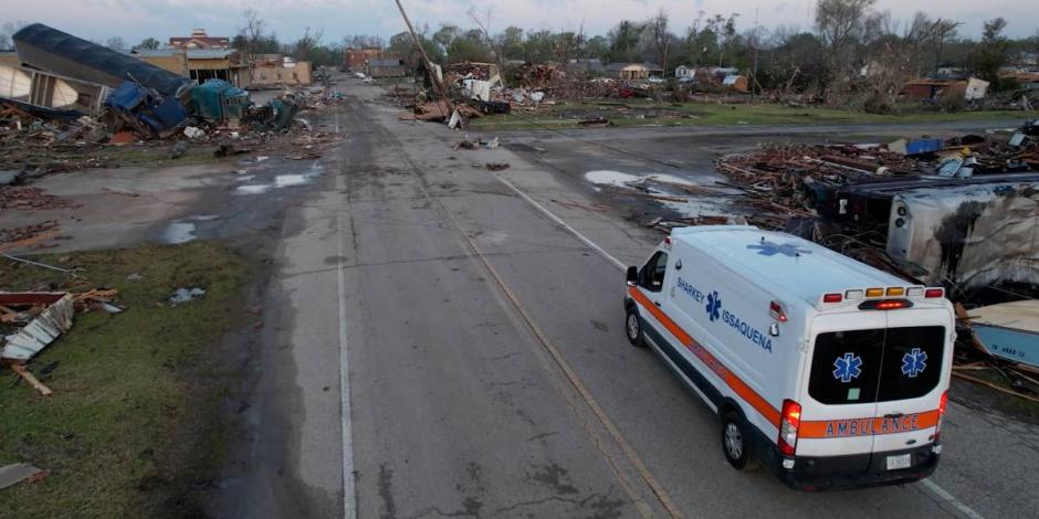 Declaran emergencia en Mississippi por el tornado.
