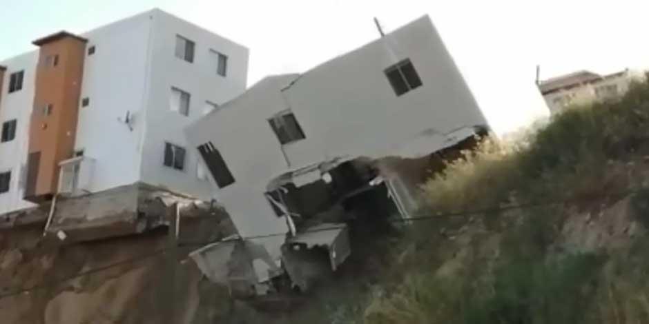 VIDEO. Captan desplome de edificios habitacionales enTijauna