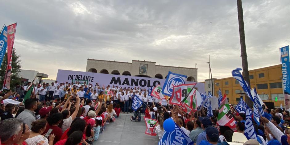 Manolo Jiménez Salinas en el arranque de campaña en Monclova de la Alianza Ciudadana por la Seguridad para la gubernatura de Coahuila