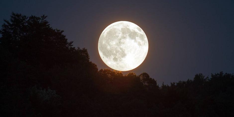 ¿La Luna realmente es de queso? Científicos revelan de qué está hecha