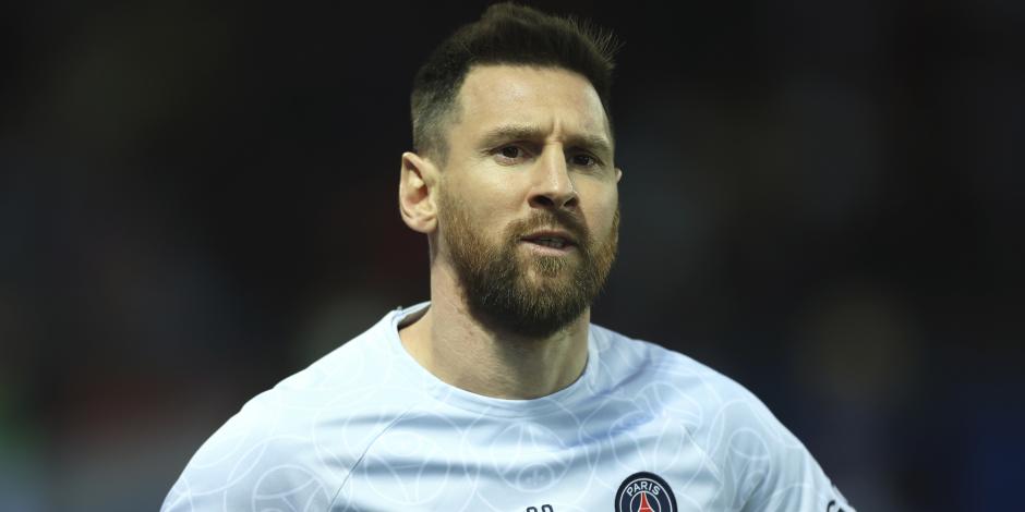Lionel Messi durante un calentamiento con el PSG previo a un partido en la Ligue 1.