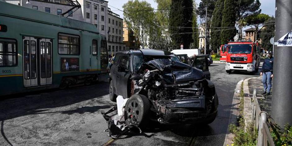 El futbolista de la Lazio salió ileso del accidente.