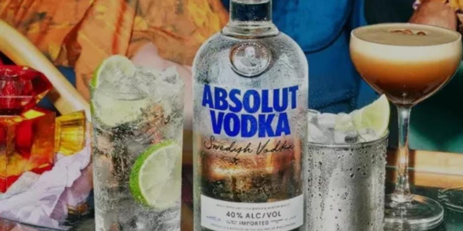 Suspenden importaciones de vodka Absolut a Rusia.