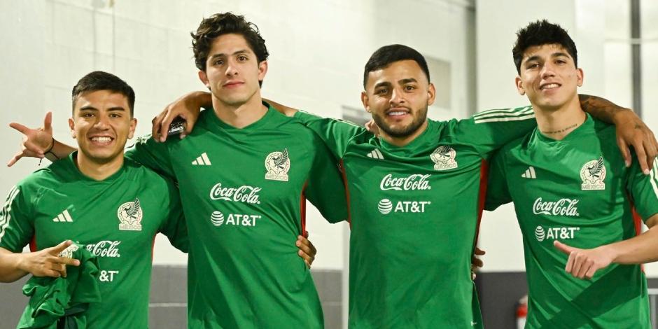 Jugadores de la Selección Mexicana previo al duelo amistoso ante Estados Unidos