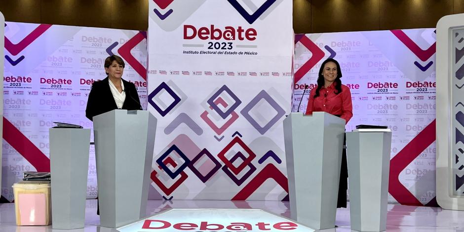 Delfina Gómez (izq.) y Alejandra del Moral, ayer, al debatir en el IEEM.