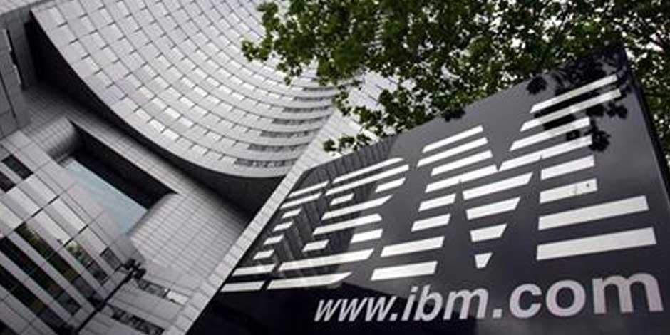 'IBM planea sustituir 7 mil 800 puestos de trabajo por IA', señala Bloomberg News.