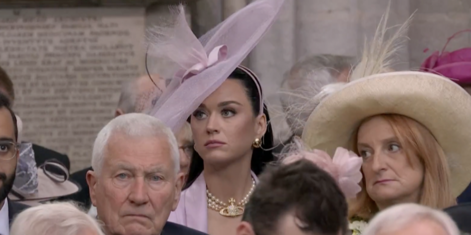 Katy Perry se pierde y no encuentra su asiento en la coronación de Carlos III