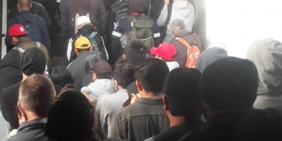 Metro CDMX inició la jornada con 'caos' en trasbordos de la Línea 9, en foto.