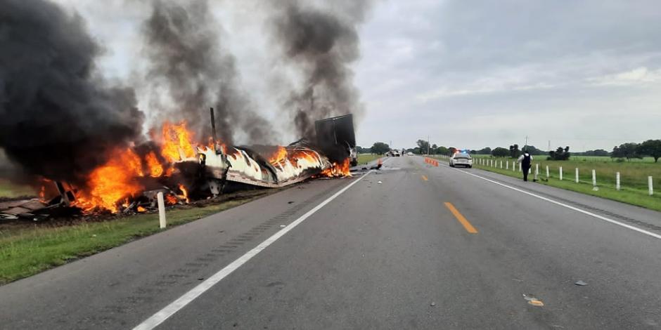 Accidente en carretera de Tamaulipas dejó 13 muertos.