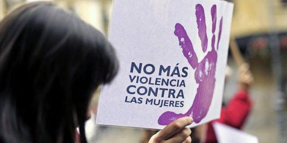 Ley 3 de 3 contra la violencia a mujeres, que impide a agresores y deudores alimentarios ocupar cargos públicos, atorada en 23 congresos estatales.