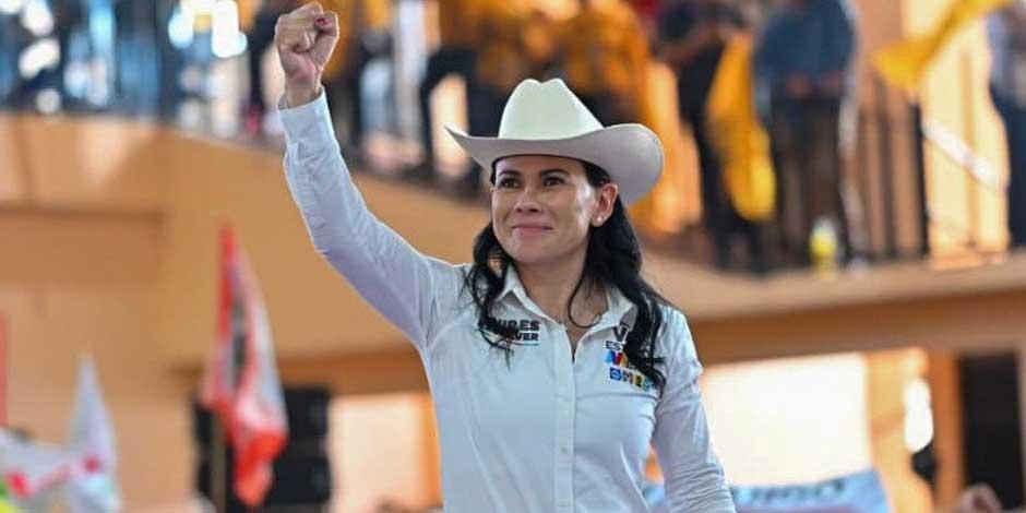 Alejandra Del Moral Vela, candidata de Va por el Estado de México, durante un evento de campaña