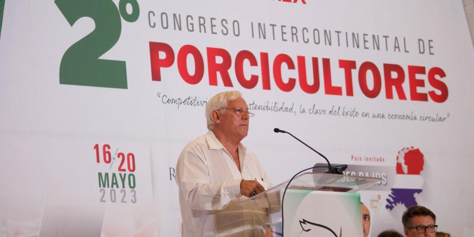 Víctor Villalobos Arámbula resaltó que México es el 12° productor mundial de carne de cerdo, con una producción anual superior al millón 730 mil toneladas, donde destacan los estados de Jalisco, Sonora, Puebla y Yucatán