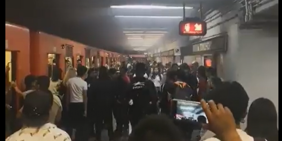 Reportaron una explosión en la Línea 9 del Metro de la Ciudad de México.