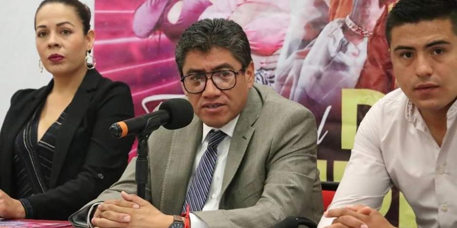 El alcalde de Fresnillo, Zacatecas, Saúl Monreal Ávila, durante la conferencia de prensa realizada ayer.