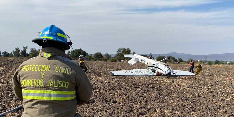 Se desploma avioneta en Ixtlahuacán de los Membrillos, Jalisco; reportan dos heridos