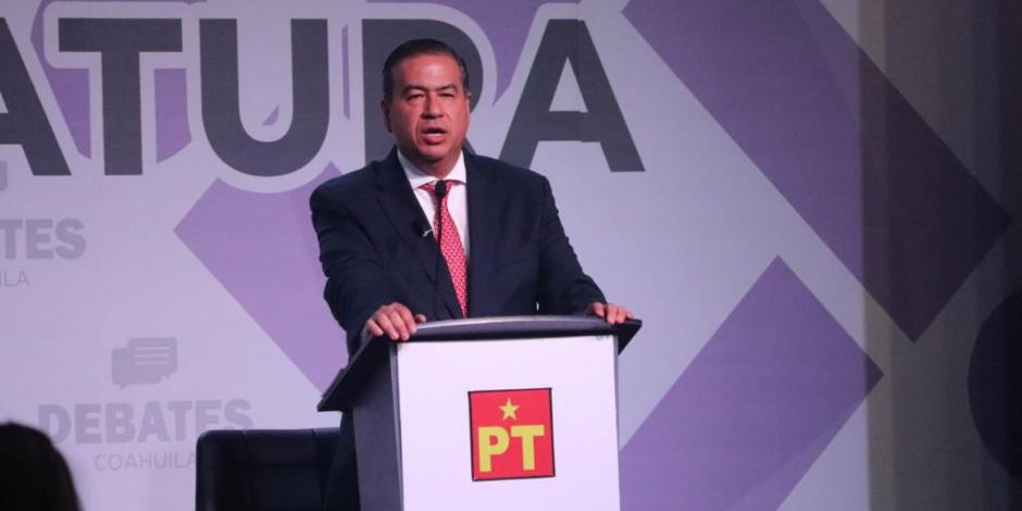 Ricardo Mejía Berdeja, candidato por el Partido del Trabajo para gobernador de Coahuila.