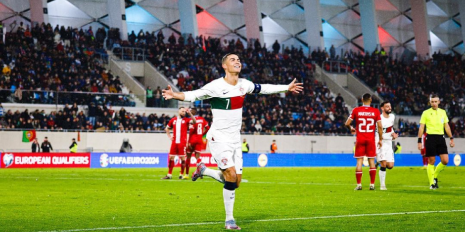 Cristiano Ronaldo celebra un gol con Portugal.