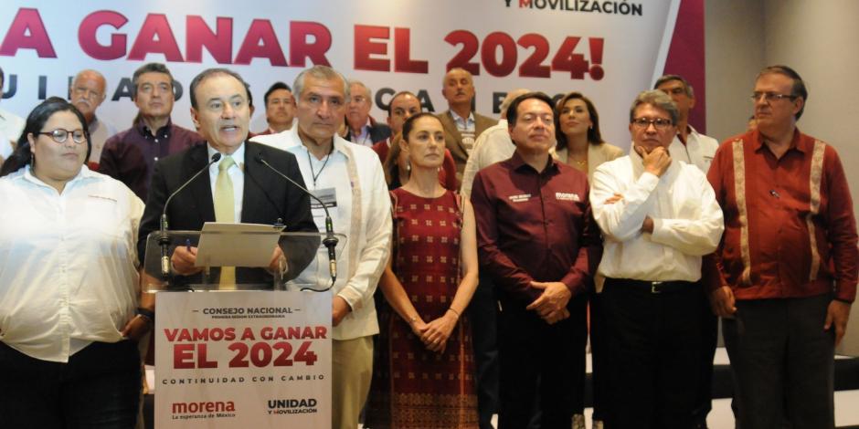 Alfonso Durazo, presidente del Consejo Nacional de Morena y Mario Delgado, presidente del partido, se reunieron con gobernadores y las corcholatas morenistas.
